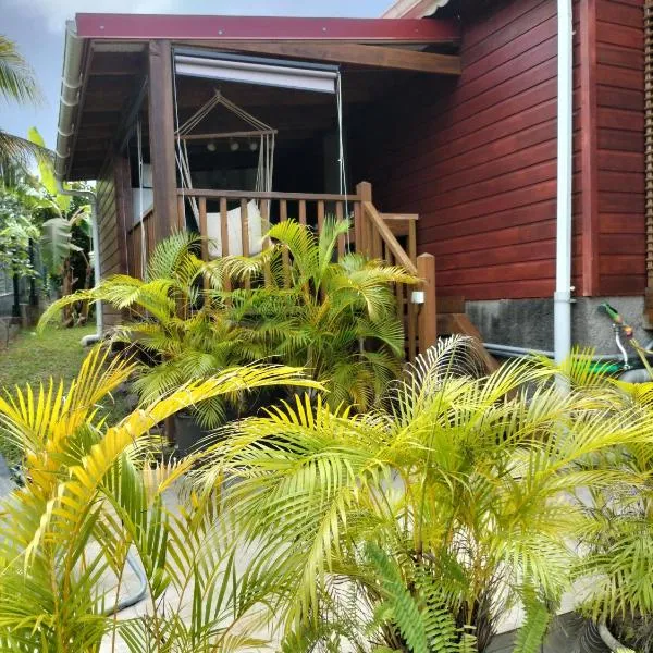 Ambre et Azur, Hotel in Sainte-Rose