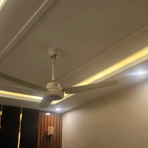 Lucky One Hotel, hotel en Karachi