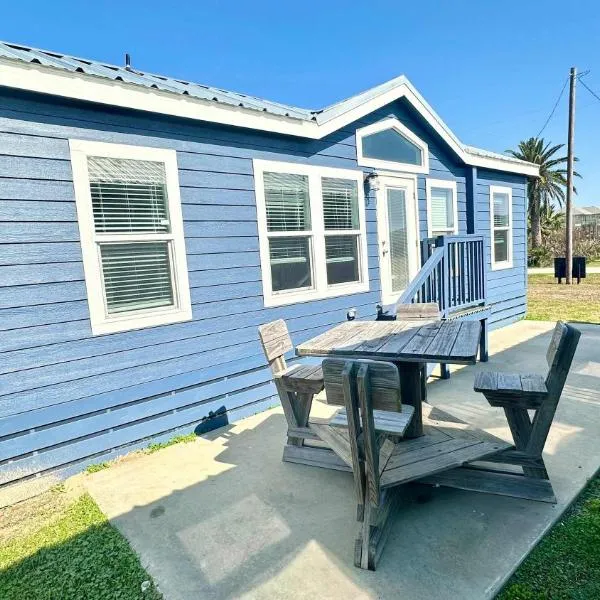 2 Min to Crystal Beach with Comfy Beds, hôtel à Bolivar Peninsula
