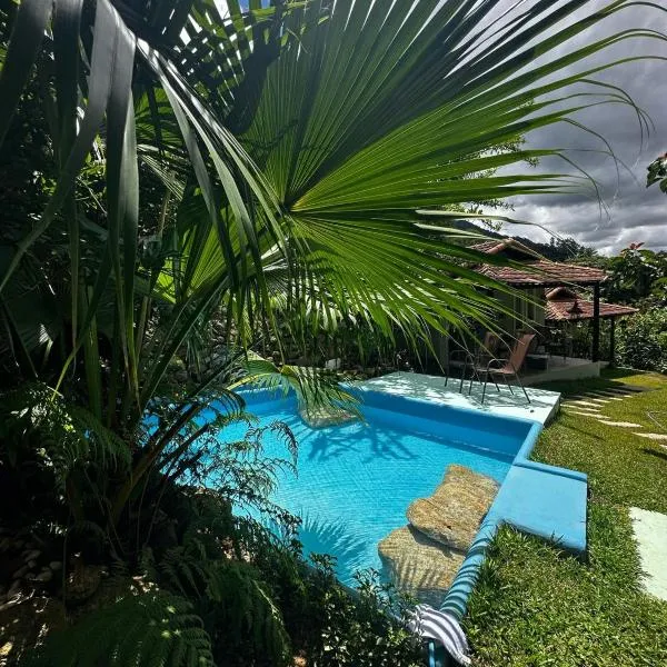 Refúgio da Montanha - Cascata - Lumiar, hotell sihtkohas Lumiar