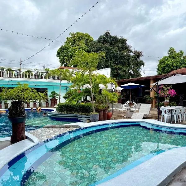 Vincent Resort Hotel, ξενοδοχείο σε Angeles