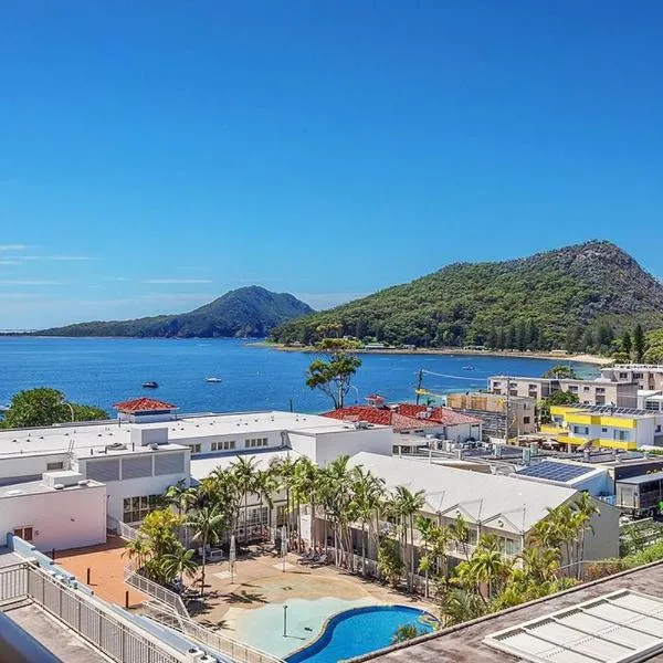 Backpackers Waterfront Stay at Shoal Bay Stayz with Dave Stays, hotel in Shoal Bay