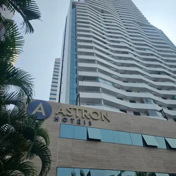 Bahia Astron Mundial Hotel Flats, hotel em Salvador