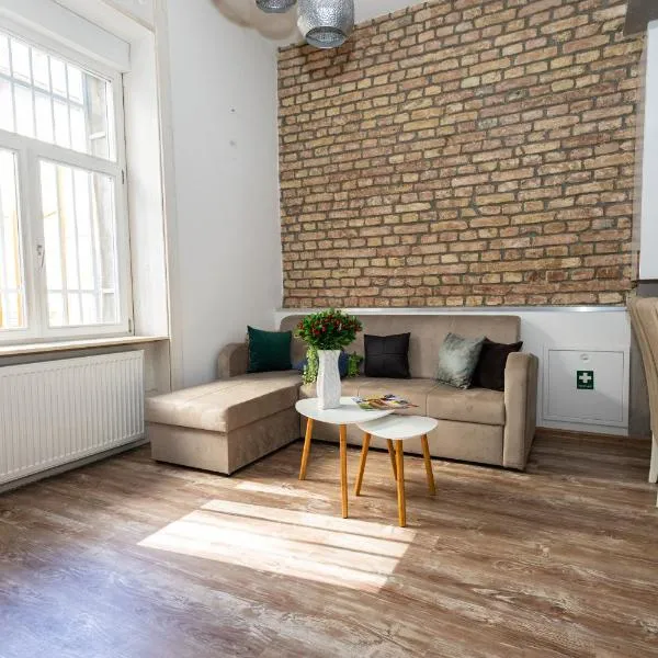 Spacious & Minimalistic Apartment in Downtown, hôtel à Sarajevo