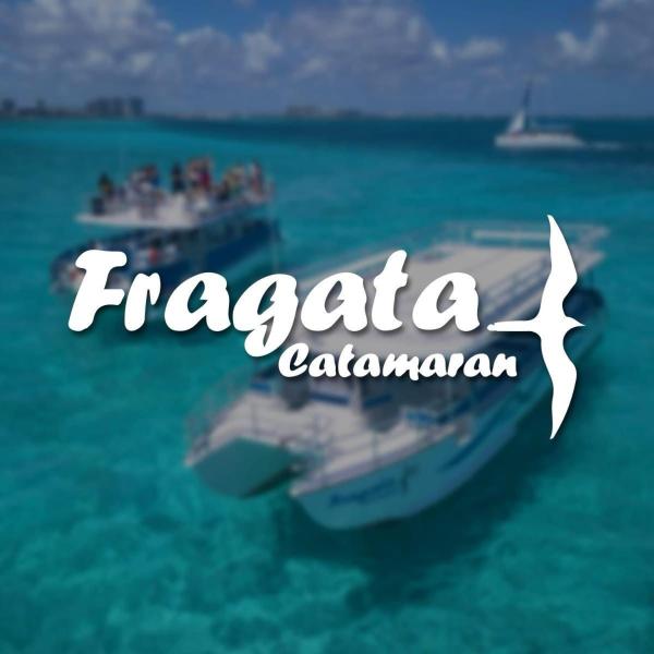 Catamaran Bote Barco TOUR ISLA MUJERES, Канкун