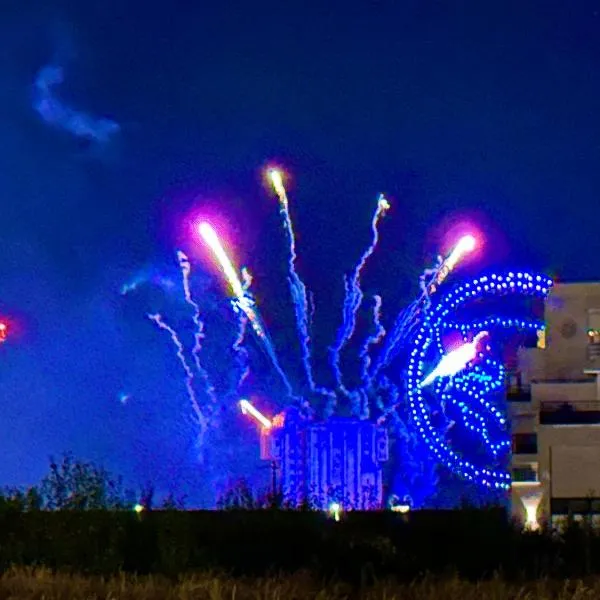 Appt Vue Parc Disneyland-PARIS - Terrasse - Parking Privé, Hotel in Chessy