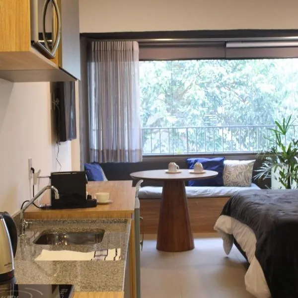 Apto Completo e Elegante entre Pinheiros e V Madalena, hotel em São Paulo