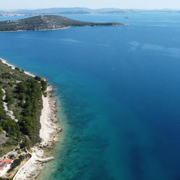 Holiday House Sea Laguna, hotel in Tkon