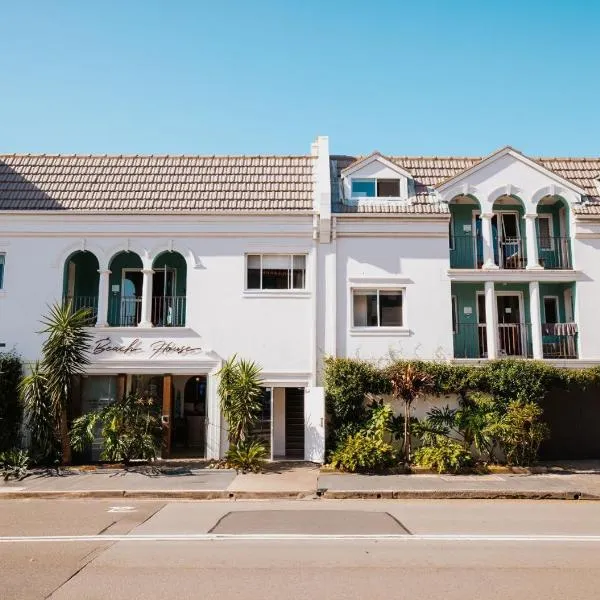 Stoke Beach House, hotel in Sydney