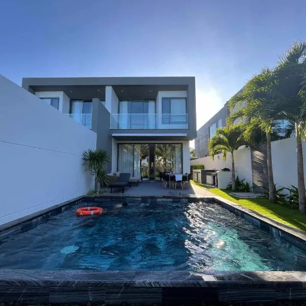 2-min from Private Beach Sanctuary Villa Ho Tram, ξενοδοχείο σε Ho Tram