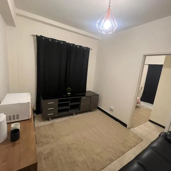 Enjoy a cozy room in the heart of the capital, hotel in Nicosia
