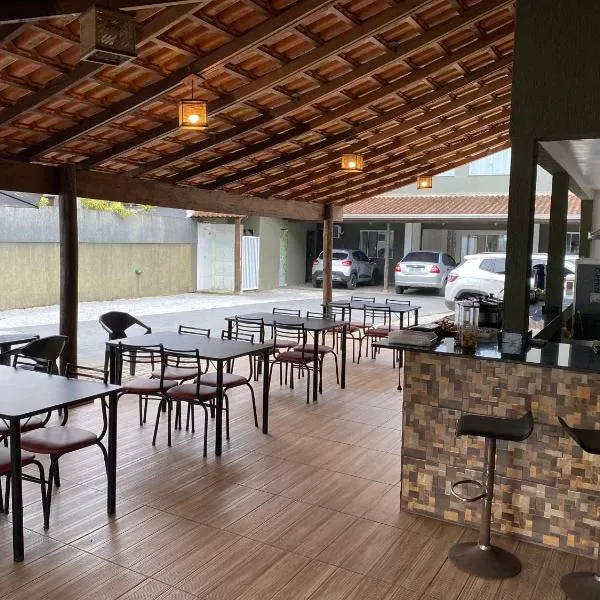 Pousada Pontal do Sul, hotel v destinaci Pontal do Paraná