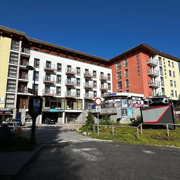Hotel CROCUS, hotell sihtkohas Štrbské Pleso