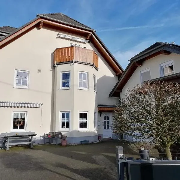 Ferienwohnung Schmitz, Hotel in Lindlar