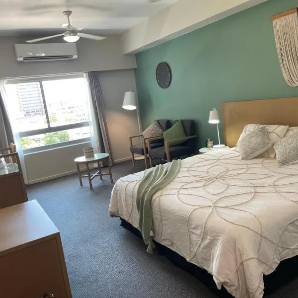 Deluxe studio at Mantra, hotel in Darwin