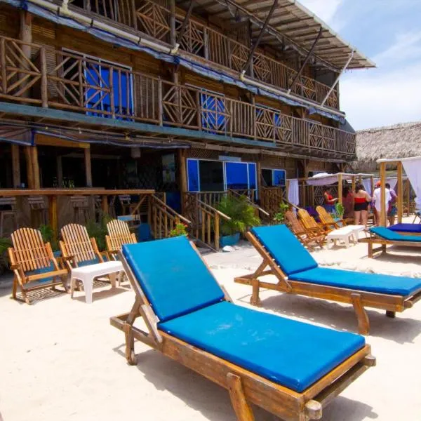 Cabaña Coral Azul，位于布兰卡滩的酒店