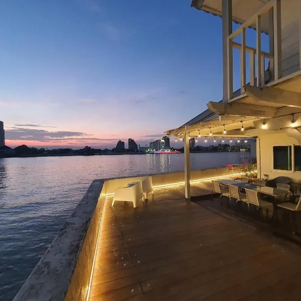 Riverfront house/Chao phraya river/Baan Rimphraya, hotel a Bangkok