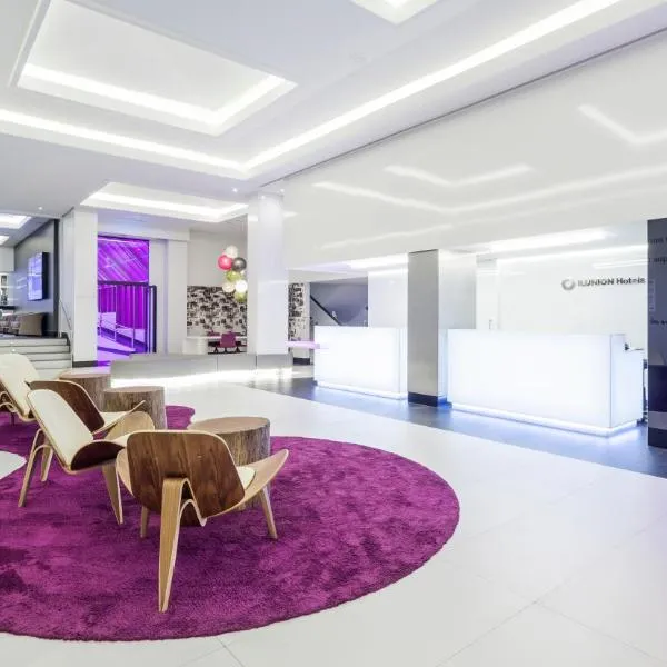 Ilunion Suites Madrid, hotel in Madrid