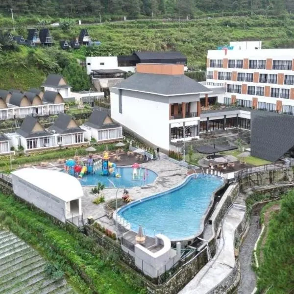 Gulala Azana Hotel & Resort Guci Tegal、テガルのホテル