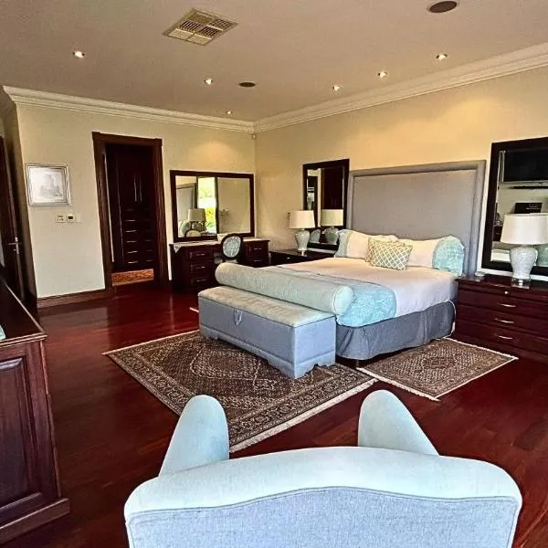 The Sanctum, hotel in Hartbeespoort