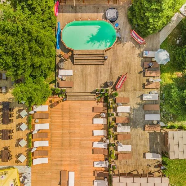 Villas Mura with SPA & Hot Swimming Pool, hotel in Borovets