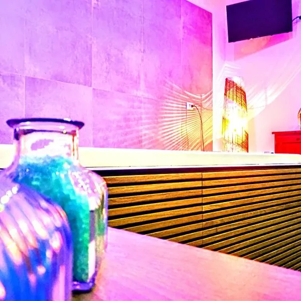 Big Mama Jungle Rooms, Hotel in Terracina