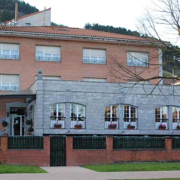 Hotel Gernika - Adults Only, khách sạn ở Guernica y Luno