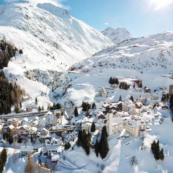 Sust Lodge, hotel en Hospental