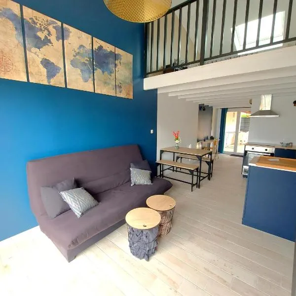 PLAIN PIED, avec mezzanine et espace extérieur 10min Puy du F, hotel in Les Herbiers