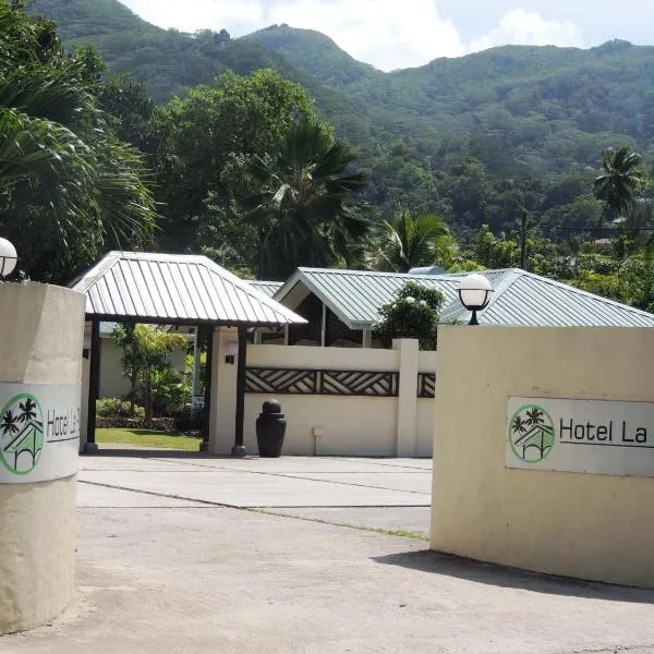 Hotel La Roussette, hotel v destinaci Anse aux Pins