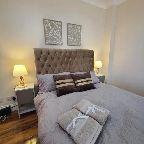 One Bed and Bath in Rochford, khách sạn ở Rochford