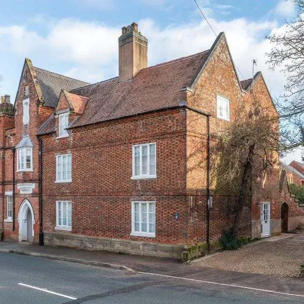 Airfield Manor, hotel in Castle Donington