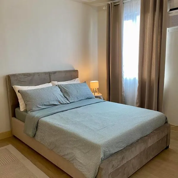 Condo unit near SM City Sta Rosa, hotel in Santa Rosa