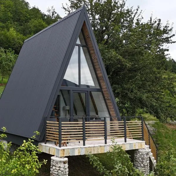 Fern Farm Tiny Home, hotel v destinaci Mojkovac