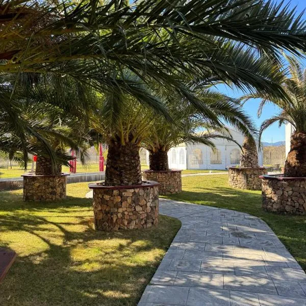 Hotel Tierra de Garnacha、ボルハのホテル