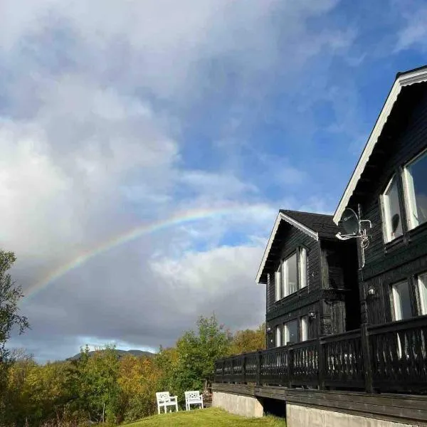 Feriehus med ti senger på Skaidi, hotel in Hammerfest