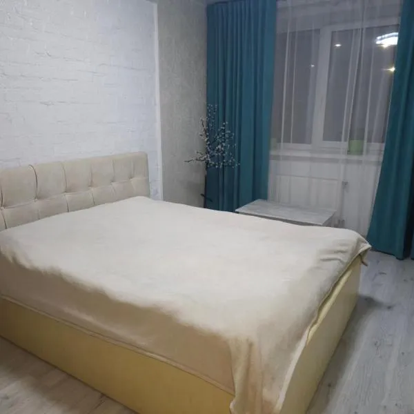 ЖК Яровиця, hotel in Luts'k