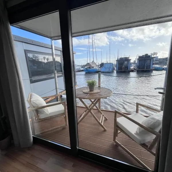 Casa Flotante El Refugio del Pirata, hotel v destinácii El Puerto de Santa María