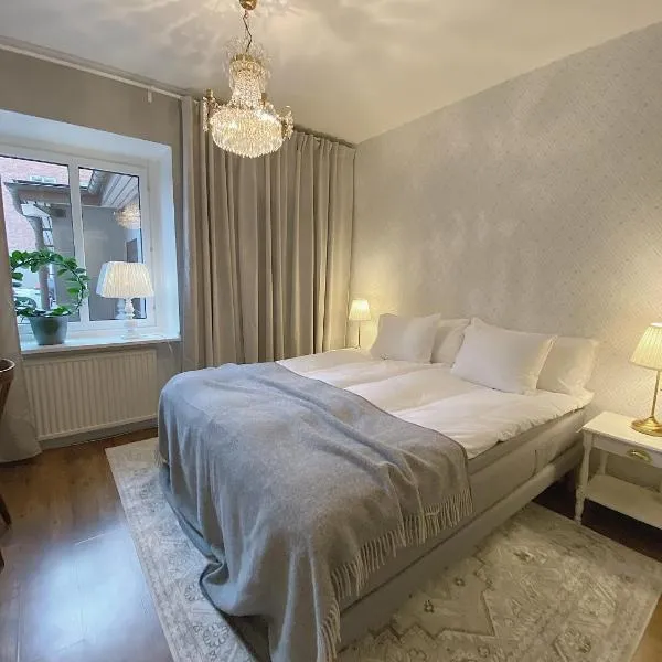 Sveahuset Bed & Breakfast, hotel in Sala