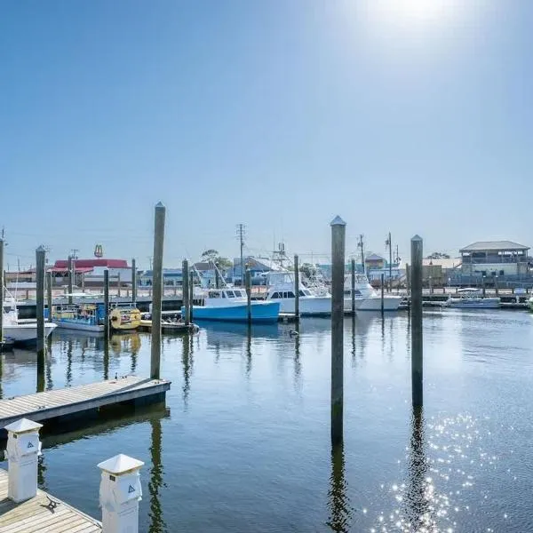 Beach Harbour 12 at The Carolina Beach Boardwalk, hotel v destinaci Carolina Beach