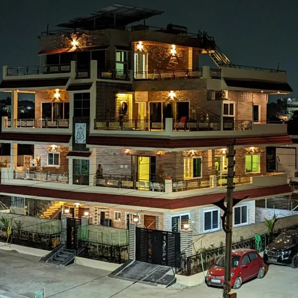 Barla's Home Stay Luxury 2BHK, hotel di Rajiv Gandhi International Airport