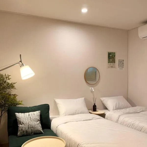 Yellow stay, hotel in Bucheon