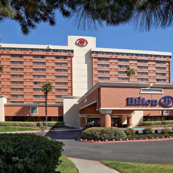 Hilton Concord, hotel a Concord