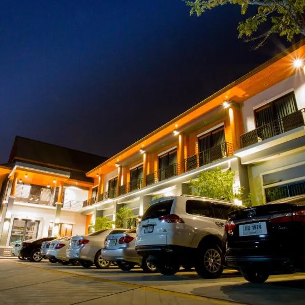 Aziss Boutique Hotel - SHA Plus，位于彭世洛的酒店