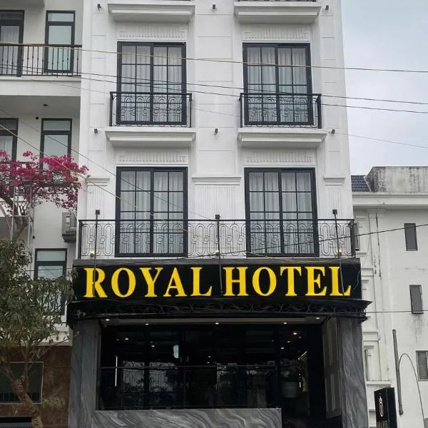 Royal Hotel Vinh Yen, ξενοδοχείο σε Nhân Mỹ