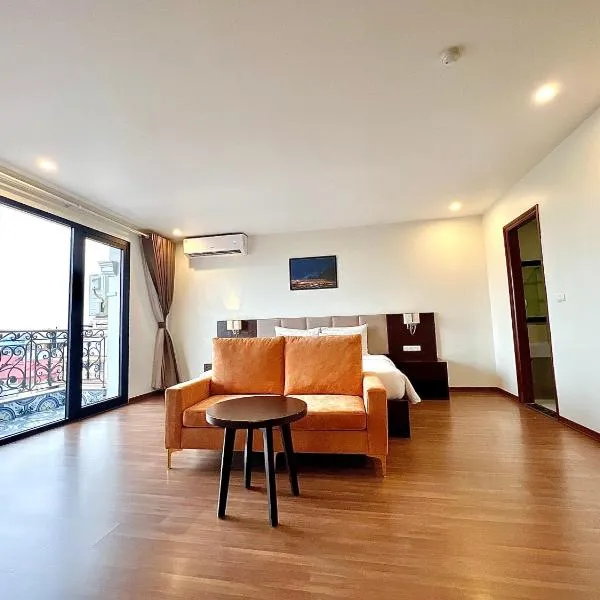 Paragon Noi Bai Pool And Best View Airport Hotel, hotel in Thach Loi
