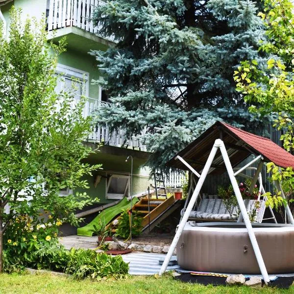 Kuczkó Apartman, ξενοδοχείο σε Balatonalmádi