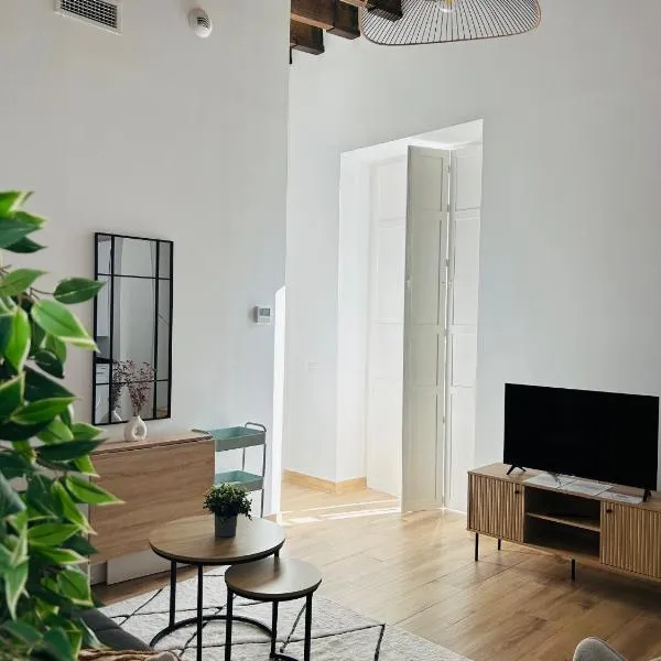 Life Apartments Arcos 27, hotel in Jerez de la Frontera