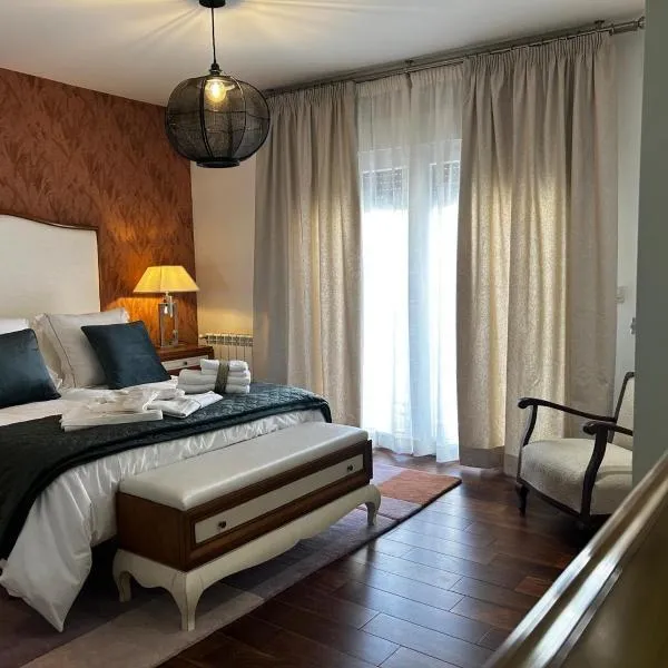 CR Hanami House Boutique, hotel en Navaconcejo