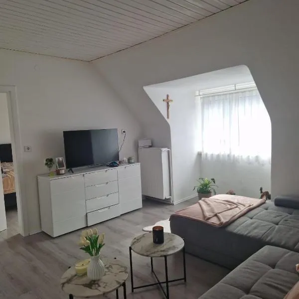 Wunderschöne & Moderne 60m2 Wohnung, hotel in Judenburg